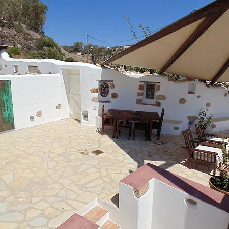 Anemos Houses Skala